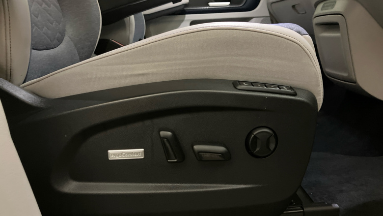 Volkswagen ID. Buzz 150kW 1ST Edition Pro 77kWh 5dr Auto Electric Estate